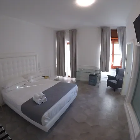 Pensionat Palazzo Balsamo 2*
