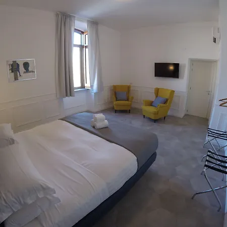 Guest house Palazzo Balsamo 2*